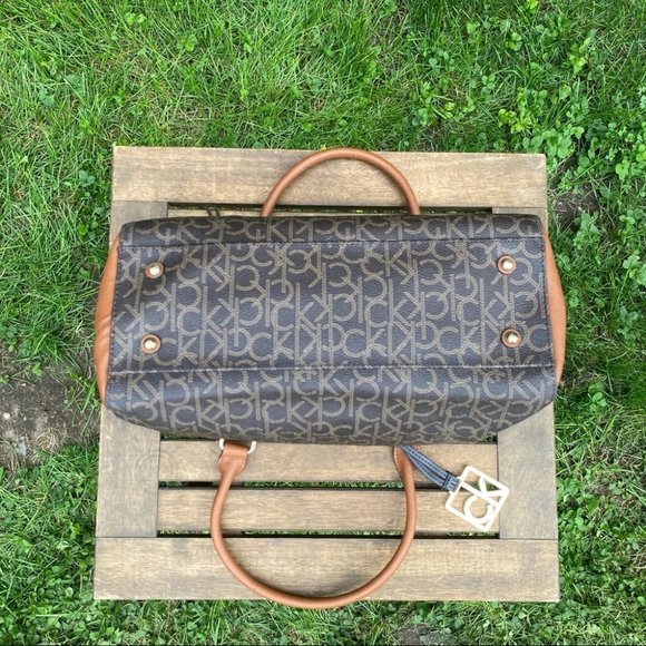 Calvin Klein Brown & Tan Signature Vinyl Handbag - Picture 5 of 12